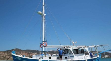 Paros Shared Boat Tours Pyrgaki